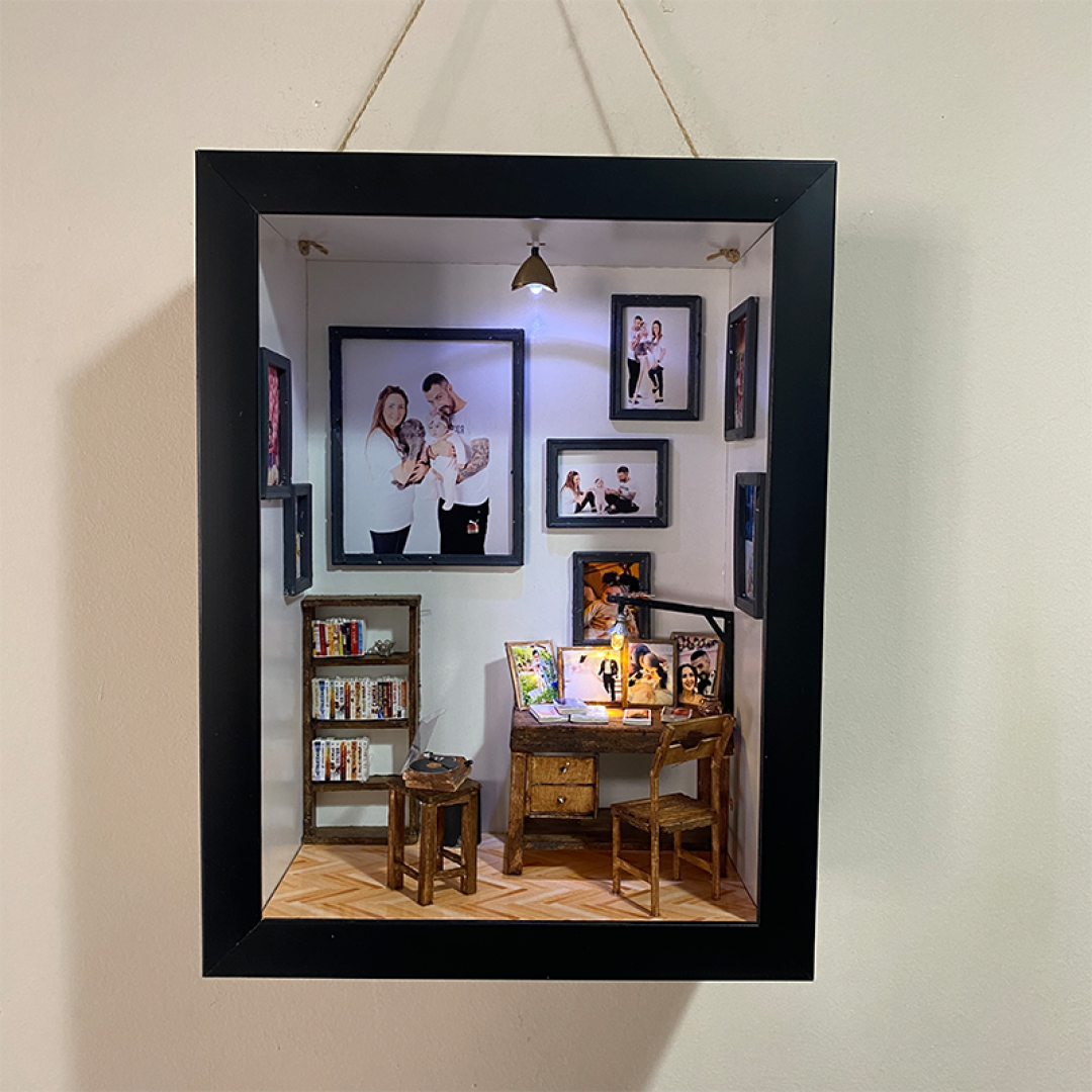 Plakçalarlı Çerçeve Diorama Sanatı