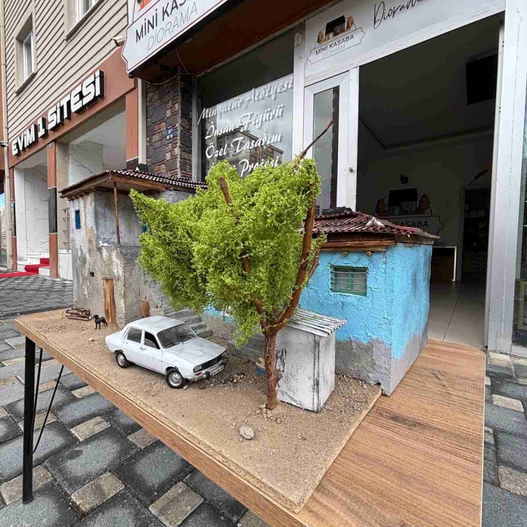 Çocukluğun Geçtiği Ev