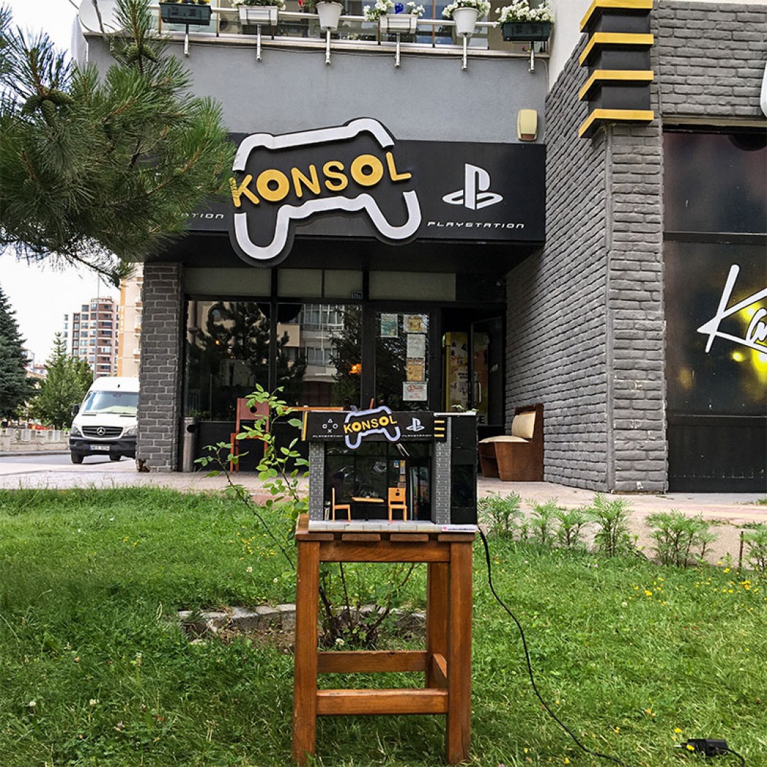Minyatür Konsol İş Yeri