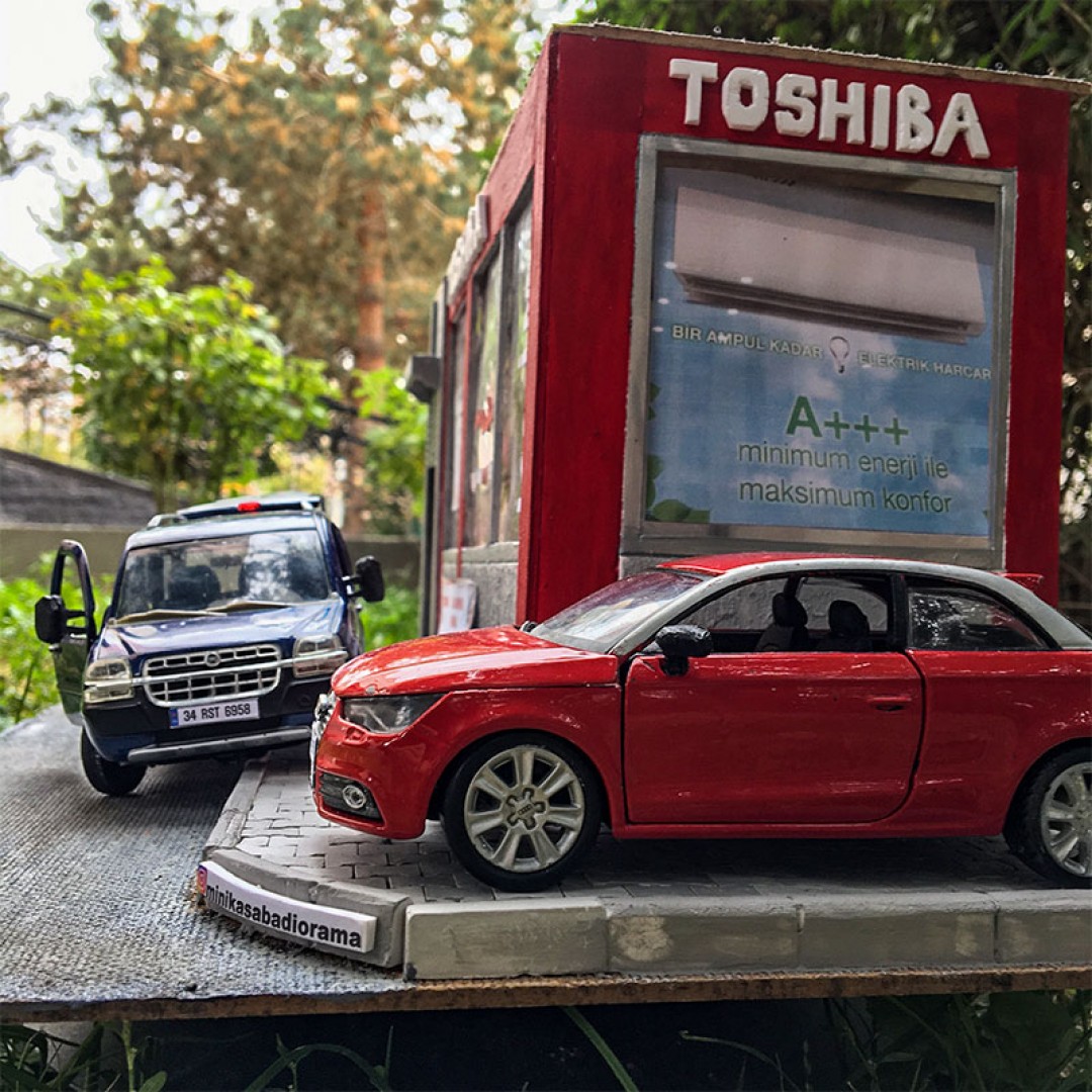 Minyatür Toshiba İş Yeri