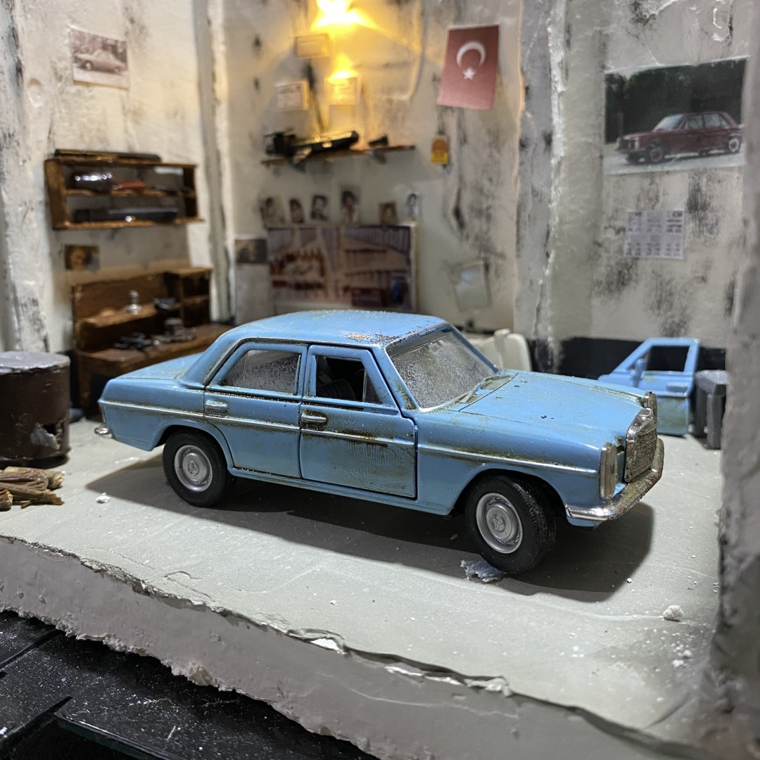 Minyatür Küçük Boy Tamirhane (1*36 ölçek)